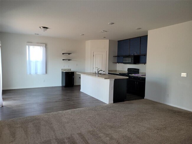 Foto del edificio - 610 Bunton Reserve Blvd