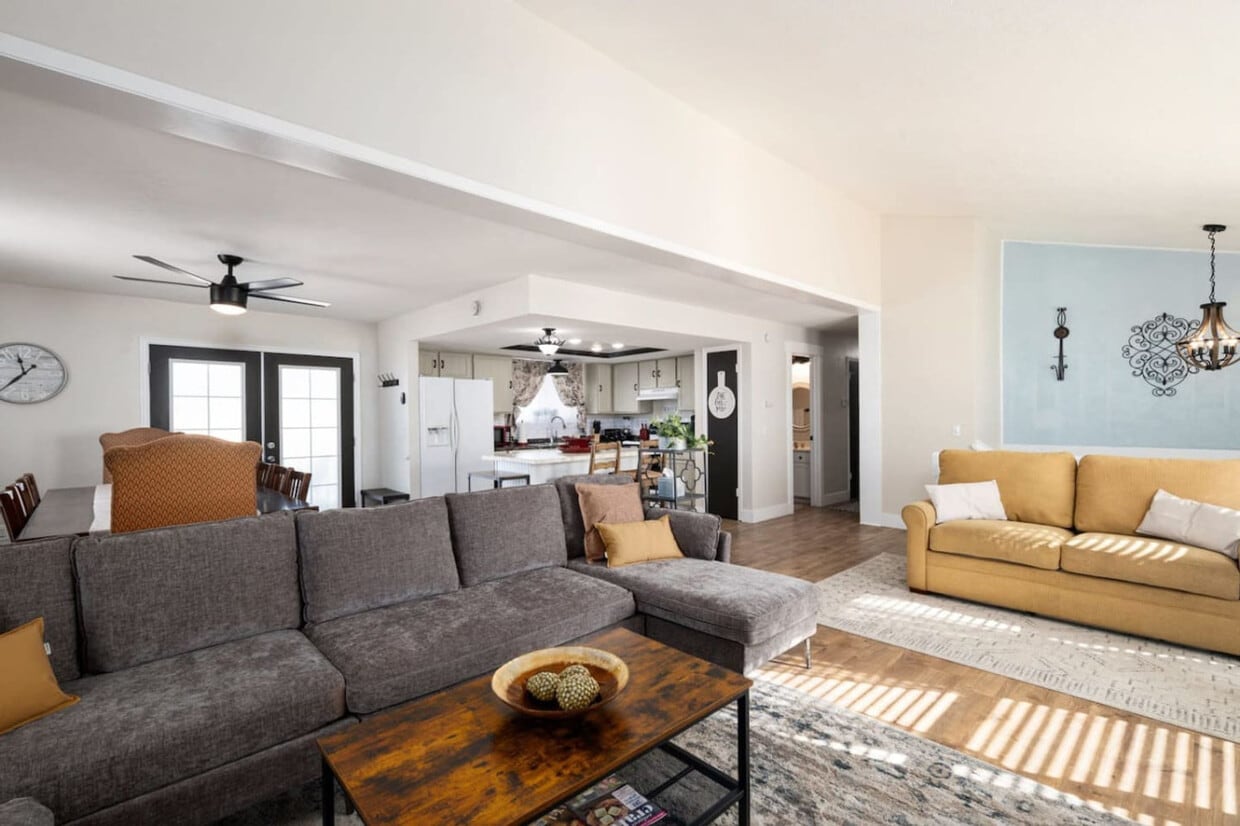 Foto principal - 515 Hawks Blvd