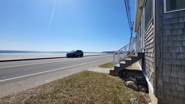 Foto del edificio - 203 Long Beach Ave