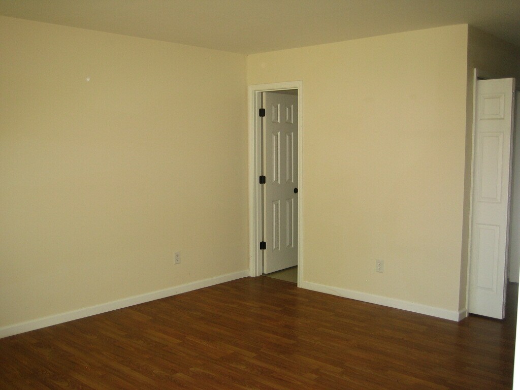 19 Half Moon Dr Unit B, Swannanoa, NC 28778 Apartments in Swannanoa, NC