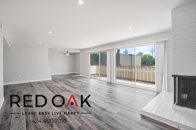 Building Photo - 15101 Magnolia Blvd