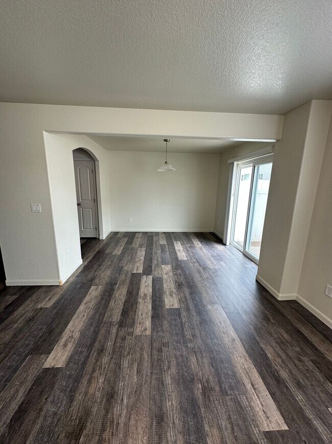 Foto del edificio - 3 BEDROOM, 2.5 BATHROOM SADDLE RIDGE TWIN ...