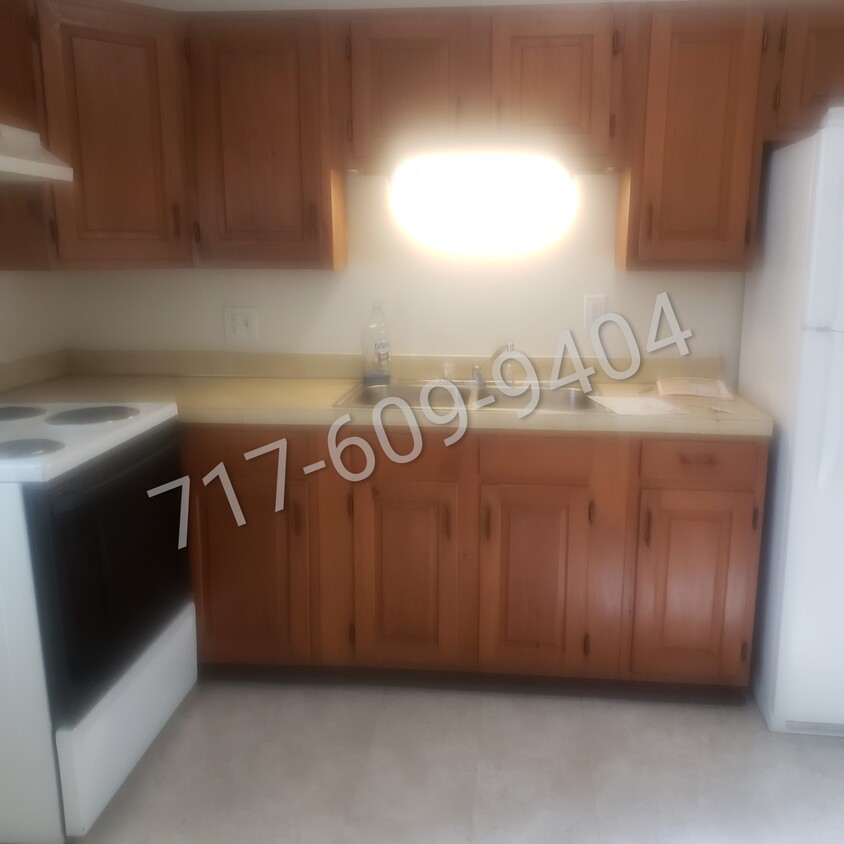 Primary Photo - 213 N Arch St