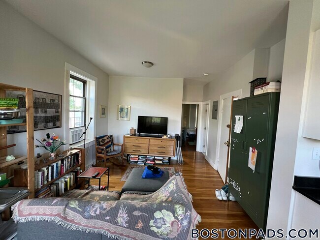 Foto del edificio - 102 Willow St