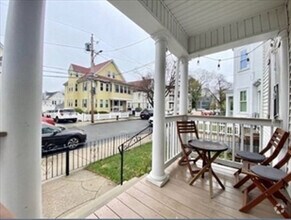 Building Photo - 75 Elmira St
