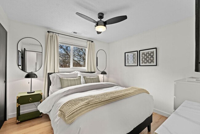Foto del edificio - Trendy 2B/1B Unit C I Near Gonzaga/WSU/EWU...