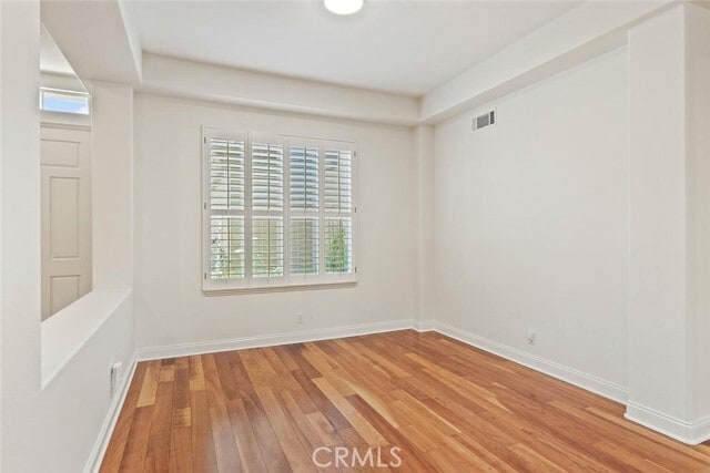 Building Photo - 2140 Chandler Dr