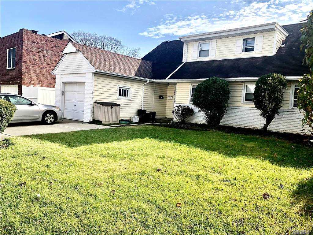 Foto principal - 664 E Olive St