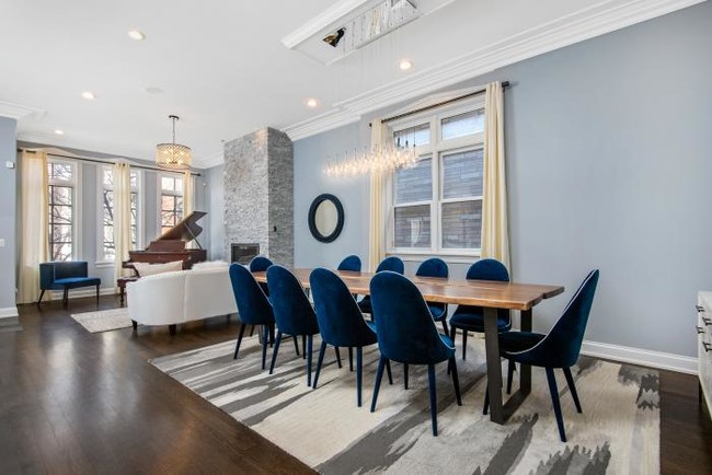 Building Photo - 6 bedroom in Chicago IL 60657