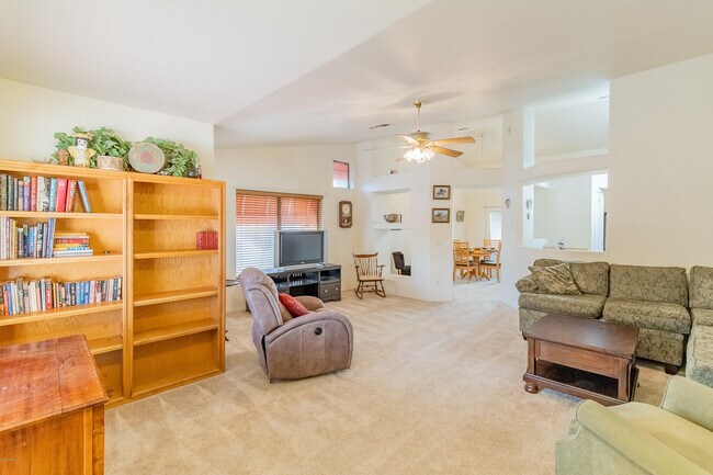 Foto del edificio - 5872 W Cochise Dr