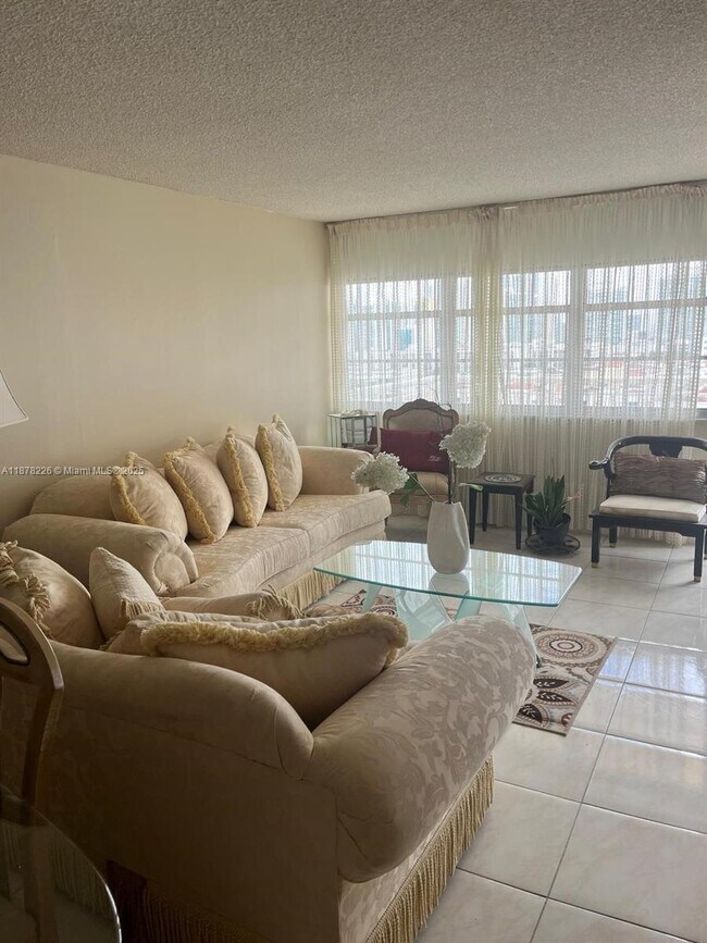 Foto del edificio - 251 174th St