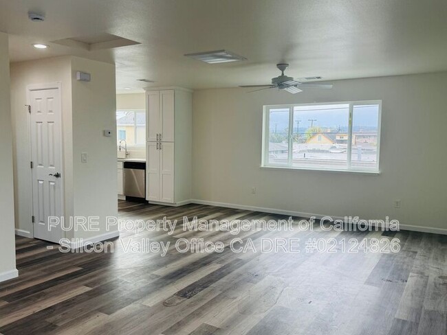 Foto del edificio - 545-A California Street