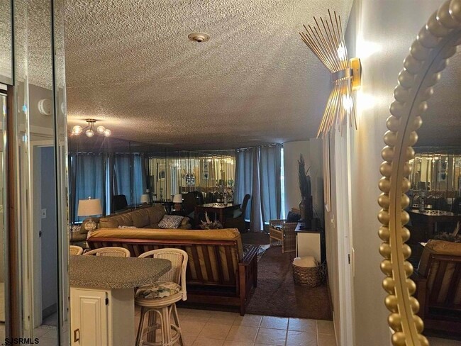 Building Photo - 935 Ocean Ave