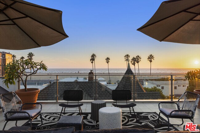 Foto del edificio - 24 Clubhouse Ave