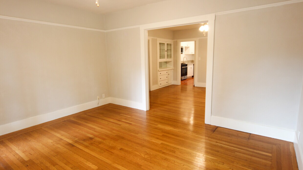 Foto principal - 2724 H St