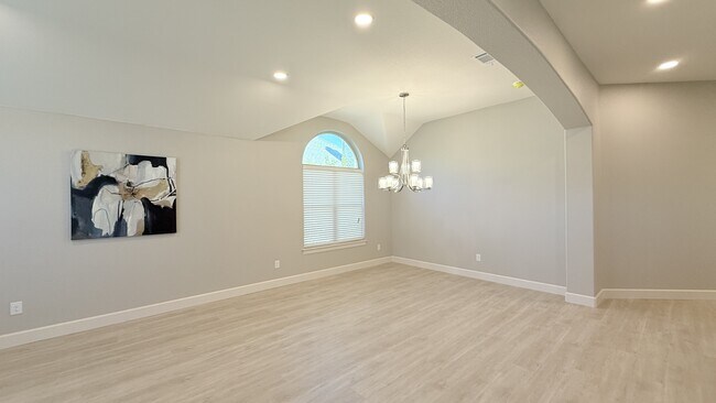 Building Photo - 7921 Decoy Dr