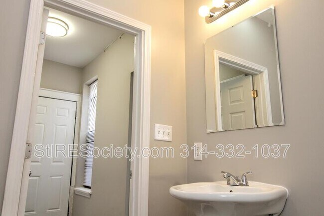 Foto del edificio - 7615 S Broadway St