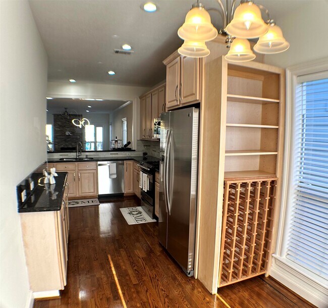 Foto del edificio - 913 Birdsall St