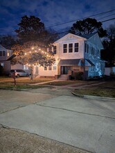 Building Photo - 265 Seminole St