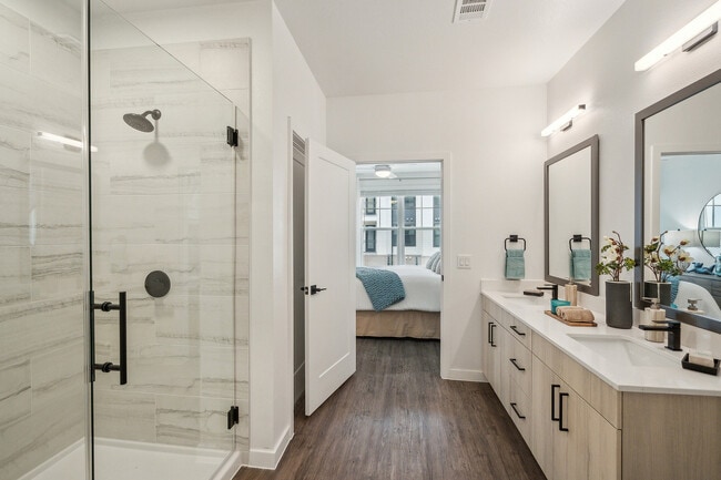 Refresh and recharge in sleek surroundings - Elina