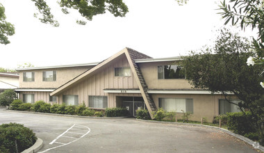 Building Photo - 818 W Huntington Dr