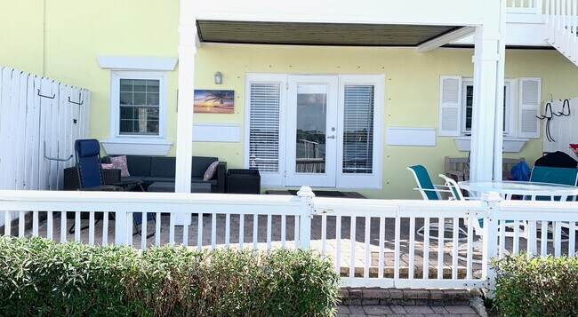 Back entrance - 5265 Beach Dr SE