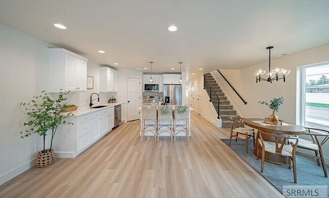 Foto del edificio - 2305 Caliber Pl