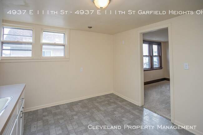 Building Photo - 4937 E 111th St