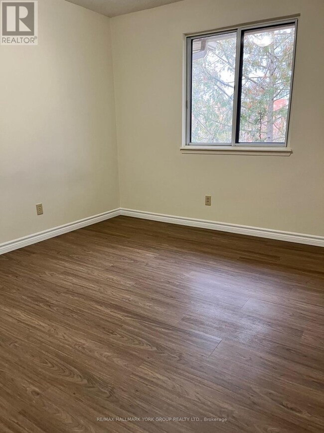 Building Photo - 131 Edgehill Dr