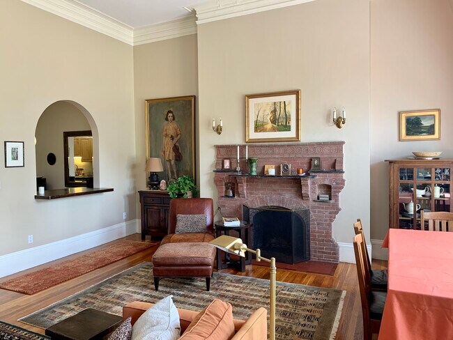 Foto del edificio - 269 Commonwealth Ave