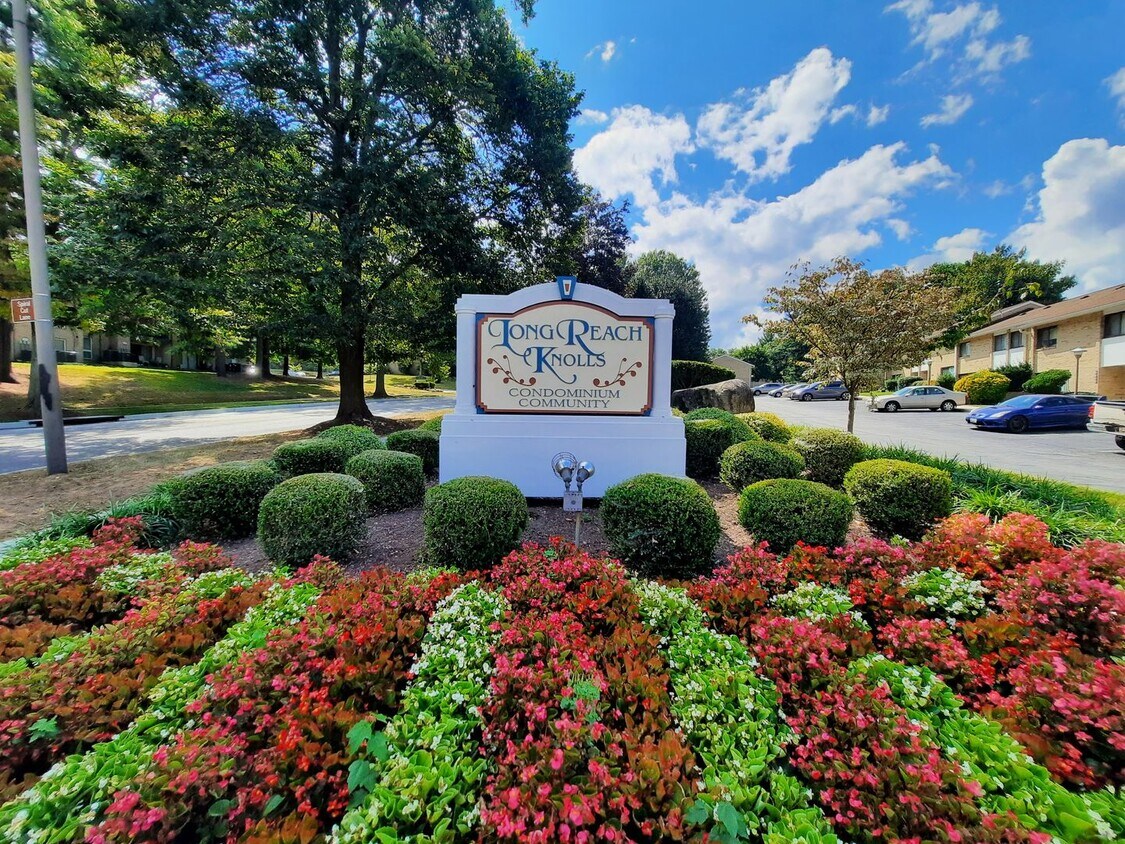 Foto principal - Long Reach Village – Renovated 2BR Condo