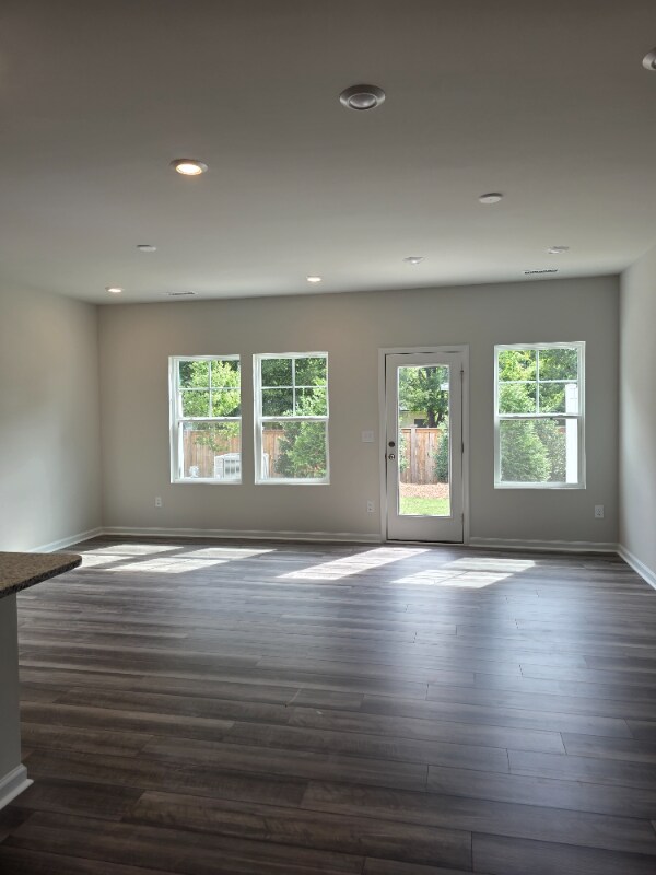 Foto del edificio - 163 Copper Fox Ln