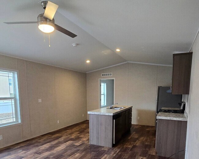 Foto del edificio - 222 Gateway Blvd