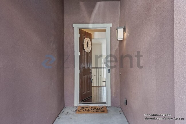 Foto del edificio - 6495 Bayview Dr