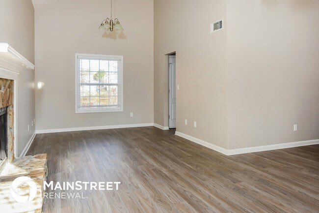 Building Photo - 2872 Betula Dr