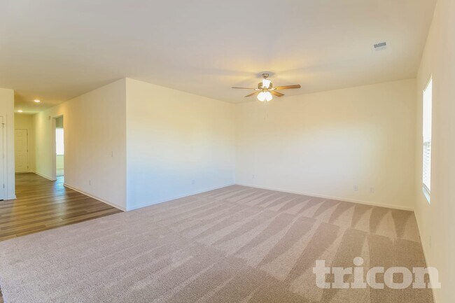 Building Photo - 297 Mccall Wy