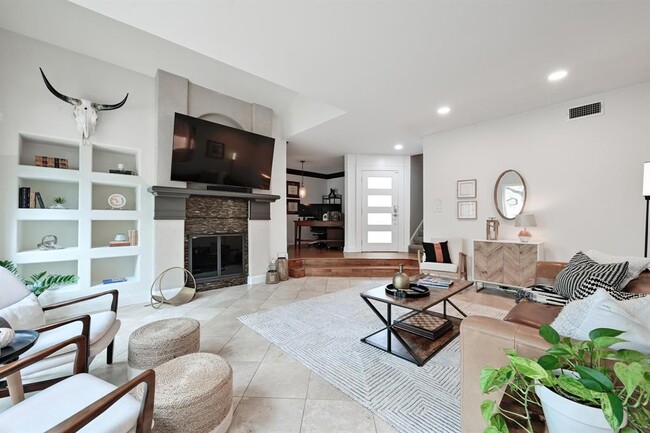 Foto del edificio - 6305 5 Acre Wood St