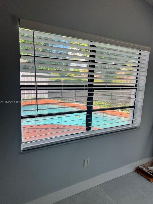 Foto del edificio - 13439 SW 8th Ln