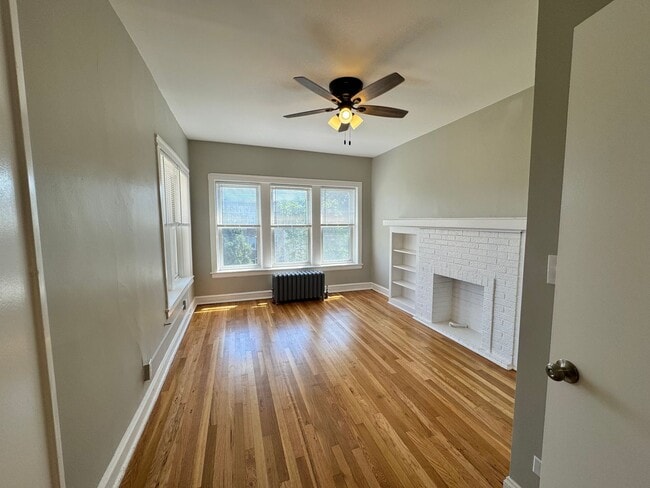 Building Photo - 4908 N Saint Louis Ave