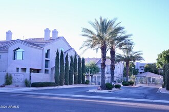 Building Photo - 7580 E Earll Dr