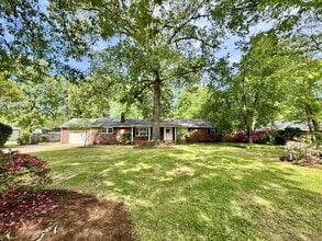 Building Photo - 1209 Glenside Dr