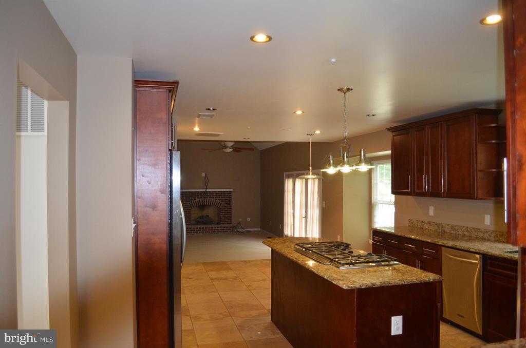 Building Photo - 12503 Woodsong Ln