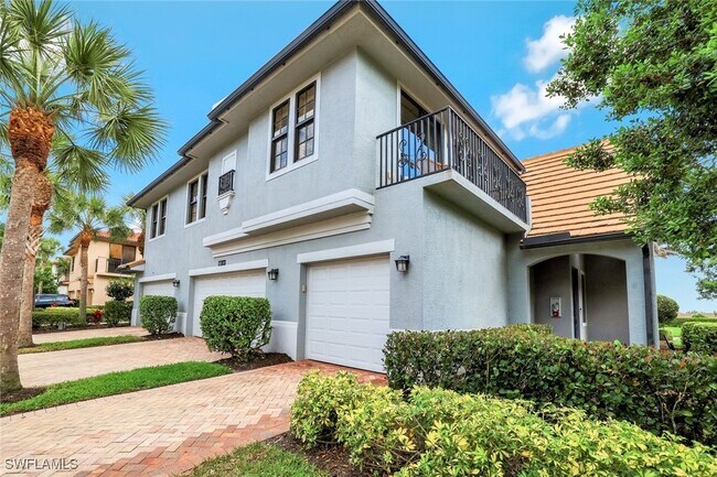 Building Photo - 1383 Artesia Dr E
