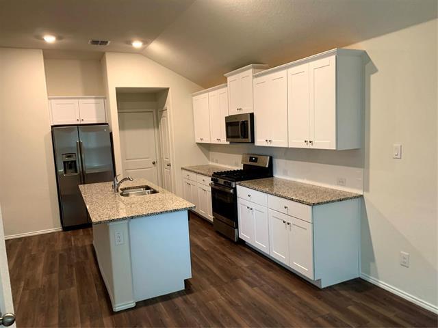 Foto del edificio - 2444 Larimar Dr