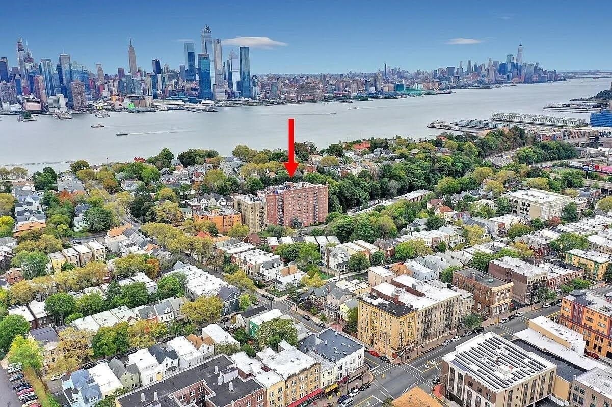 Foto principal - 700 Boulevard E
