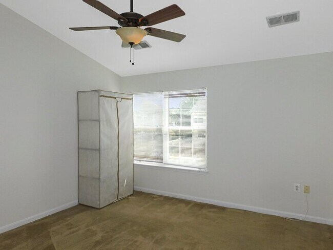 Foto del edificio - 15504 Kennett Square Way
