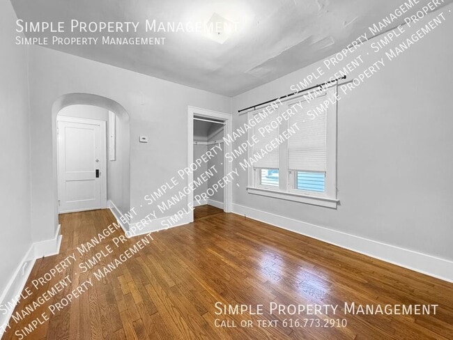 Foto del edificio - 737 Fulton St E