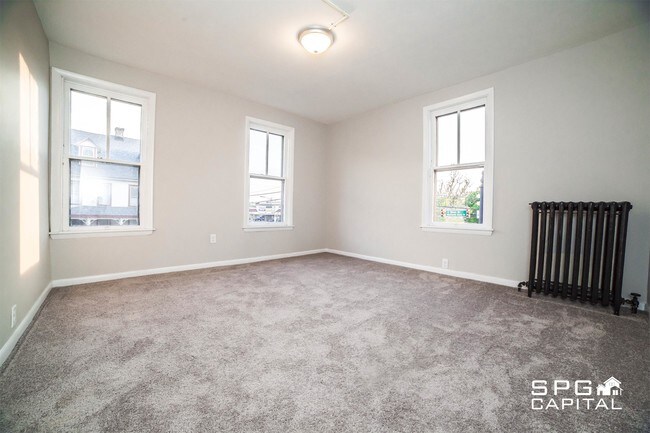 Building Photo - 255 Chambersburg St