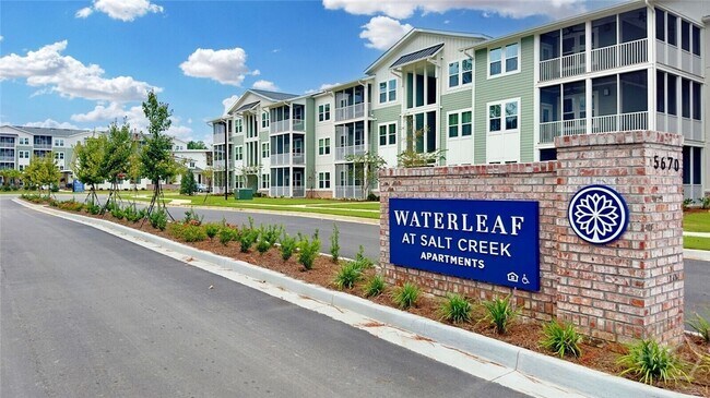 Foto del edificio - 5670 Ogeechee Rd