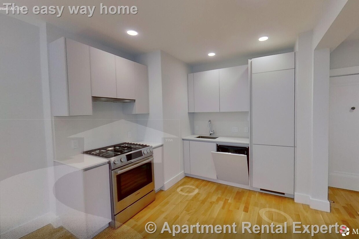 Primary Photo - 136 Highland Ave